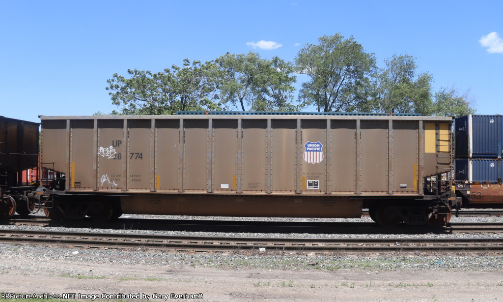 UP 28774 - Union Pacific